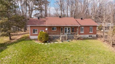 20820 S Service Rd, House other with 3 bedrooms, 2 bathrooms and 10 parking in Lancaster ON | Image 1