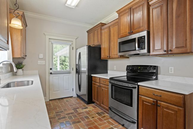 169 kitch range fridge | Image 14