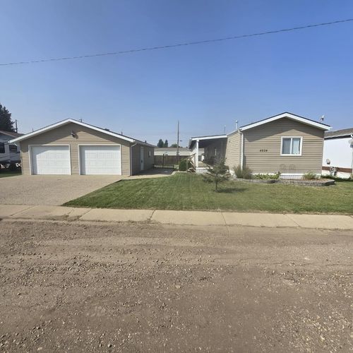 4824 52 St, Lougheed, AB, T0B | Card Image