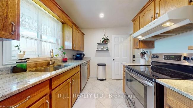 30 Greenhill Dr, House other with 4 bedrooms, 2 bathrooms and 4 parking in Peterborough ON | Image 16