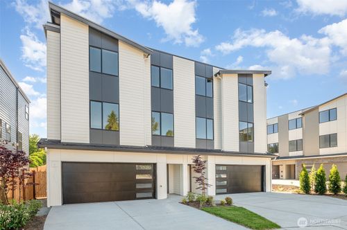 4b-24328 Carter Rd, Bothell, WA, 98021-9413 | Card Image