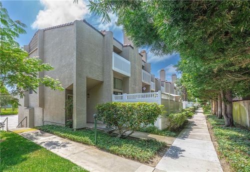 f106-380 W Wilson St, Costa Mesa, CA, 92627-1656 | Card Image