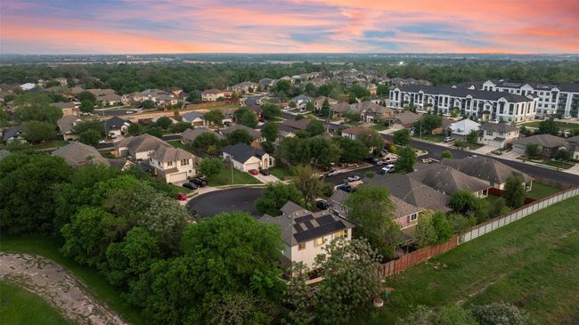 The solar panels generate about 650kw per month. Close to Austin Bergstrom International Airport, Circuit of The Americas, the new Tesla factory plus the Mueller complex for shopping and dining. | Image 30