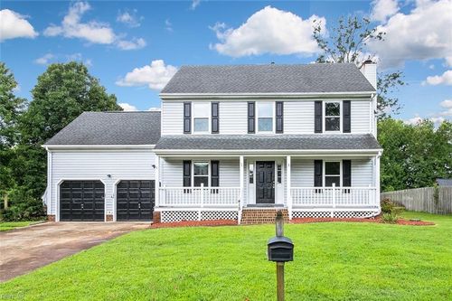 415 Knells Ridge Dr, Chesapeake, VA, 23320-9367 | Card Image