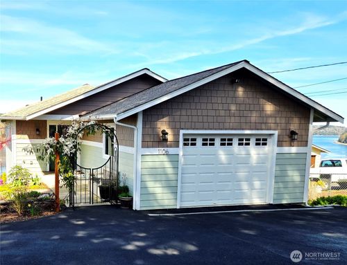 1106 Fairmount Ave, Shelton, WA, 98584-1128 | Card Image