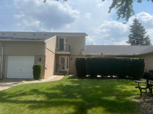 17540 Edward Cir, Clinton Twp, MI, 48038-1711 | Card Image