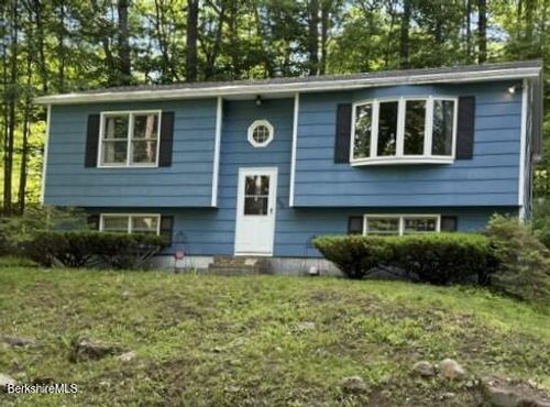 960 W Shaft Rd, North Adams, MA, 01247 | Card Image