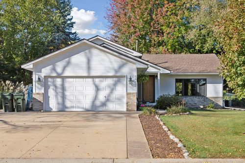 16413 Godson Dr, Lakeville, MN, 55044-6299 | Card Image