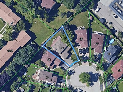 32 Roslo Crt, Oakville, ON, L6H4S1 | Card Image