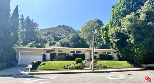 1423 Roscomare Road, Los Angeles, CA, 90077 | Card Image