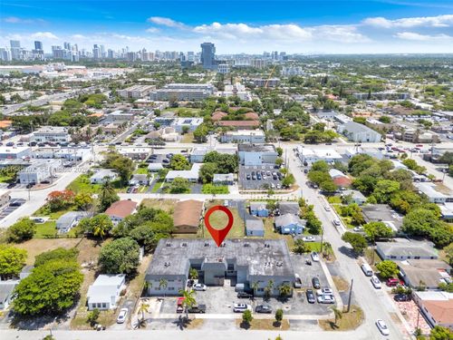 apt-207-300 Ne 1st Ct, Hallandale Beach, FL, 33009-4346 | Card Image