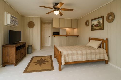 18530 Brumbelow Rd, Needville, TX, 77461-9730 | Card Image