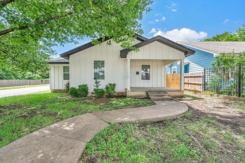 2525 Cole Ave, Waco, TX, 76707-2611 | Card Image