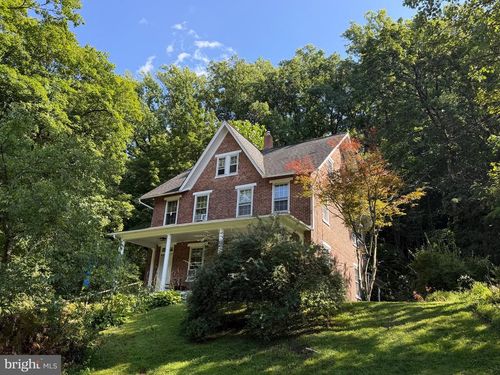 5370 Route 212, KINTNERSVILLE, PA, 18930-9711 | Card Image