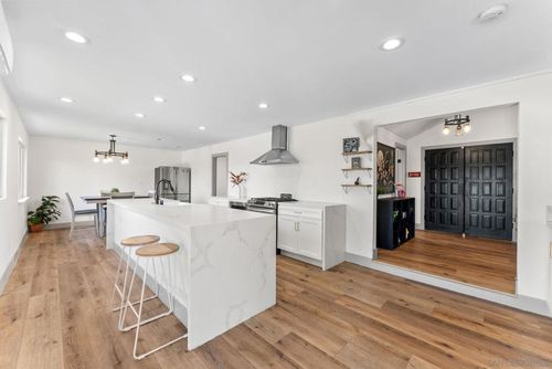 10111 Cliffwood Dr, La Mesa, CA, 91941 | Card Image