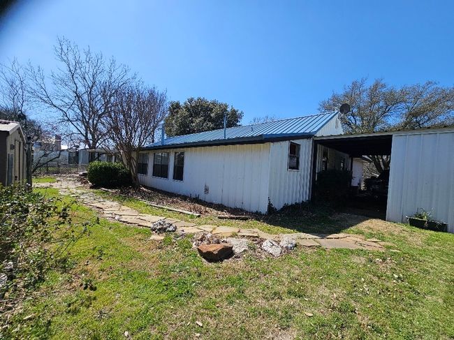 212 N Barron Rd, House other with 3 bedrooms, 2 bathrooms and null parking in Covington TX | Image 4