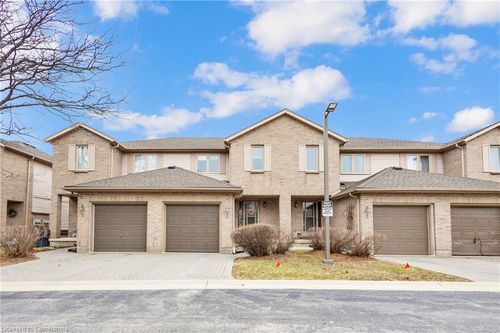 3-230 Blackhorne Dr, Kitchener, ON, N2E1Z4 | Card Image