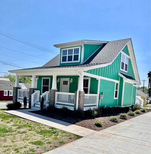 99 N Shephard St, Winchester, TN, 37398-1617 | Card Image