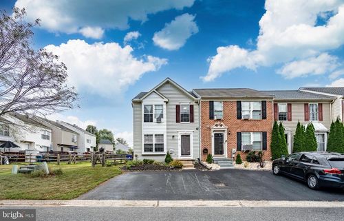 69 E Newtown Pl, NEWARK, DE, 19702-2974 | Card Image