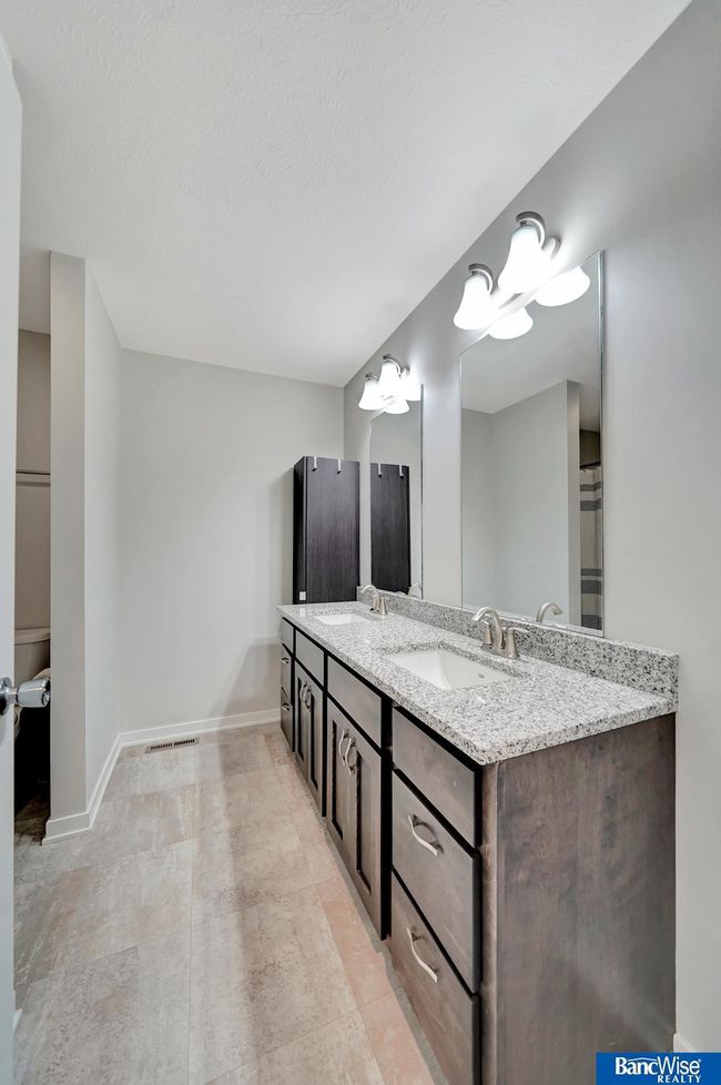 2314 Q St, Townhouse with 3 bedrooms, 3 bathrooms and 2 parking in Lincoln NE | Image 19