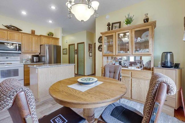 40 - 939 Ramage Crescent, Townhouse with 3 bedrooms, 3 bathrooms and 3 parking in Red Deer AB | Image 8