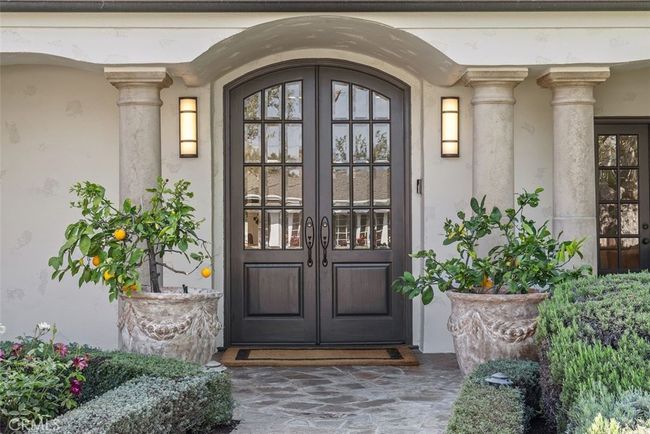 411 Snug Harbor Rd, House other with 5 bedrooms, 5 bathrooms and 3 parking in Newport Beach CA | Image 4
