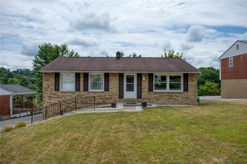 211 Aberdeen Dr, Oakdale, PA, 15071-9325 | Card Image