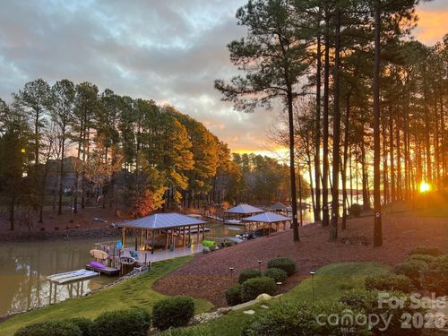 9156 Fair Oak Dr, Sherrills Ford, NC, 28673-7288 | Card Image