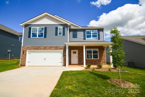 64 Woodvale Dr, Waynesville, NC, 28786-1510 | Card Image