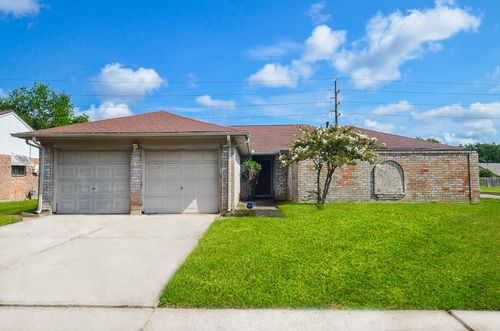 15802 Fox Springs Dr, Houston, TX, 77084-3025 | Card Image