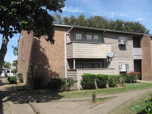 apt-45-10603 S Wilcrest Dr, Houston, TX, 77099-2847 | Card Image