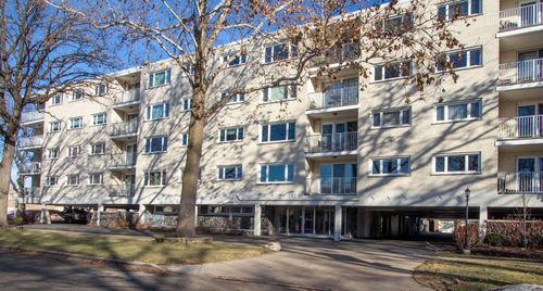 apt-404-1535 Forest Ave, River Forest, IL, 60305-1046 | Card Image