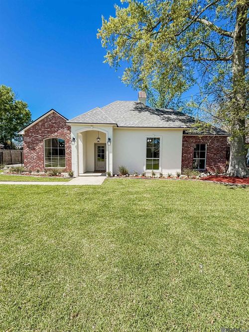 17375 Les Chenier St, Prairieville, LA, 70769 | Card Image