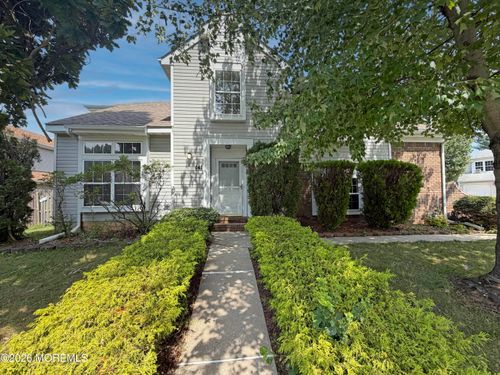 141 Kentucky Way, Freehold, NJ, 07728-4629 | Card Image