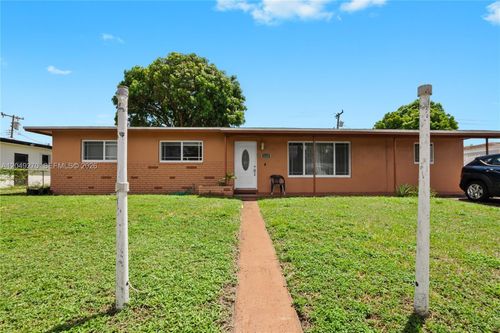 2-4440 Nw 168th Ter, Miami Gardens, FL, 33055-4319 | Card Image
