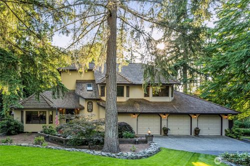 2519 239th Ave Se, Sammamish, WA, 98075-9443 | Card Image