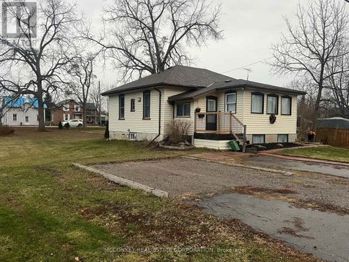 24 King St W, Omemee, ON, K0L2W0 | Card Image