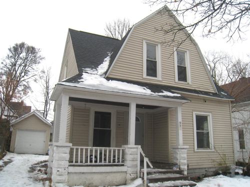 952 Logan St Se, Grand Rapids, MI, 49506-2531 | Card Image