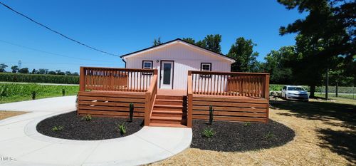 2040 Arrowhead Rd, Dunn, NC, 28334-6668 | Card Image