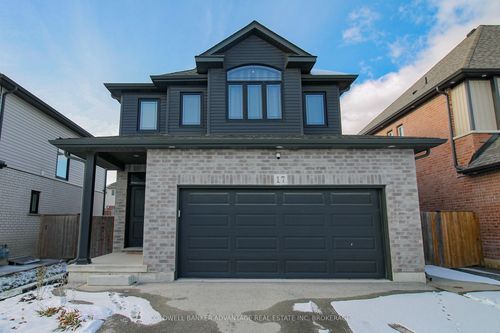 17 Homestead Way, Thorold, ON, L2V0B7 | Card Image