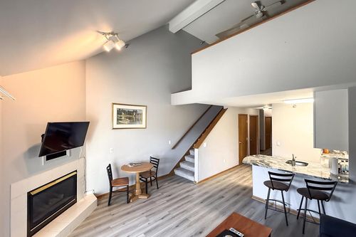 403-111 Center Street, Lake Geneva, WI, 53147 | Card Image