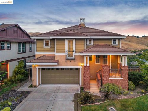 6686 Chalk Hill Ln, Vallejo, CA, 94591-3866 | Card Image