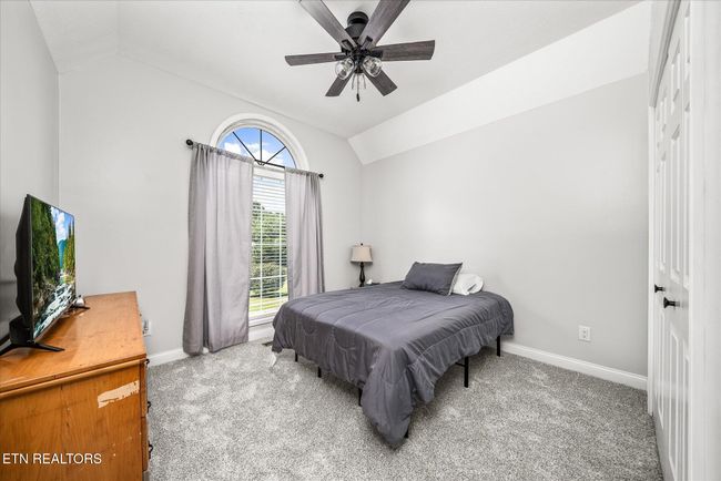 1036 Circle Dr, House other with 3 bedrooms, 2 bathrooms and null parking in Jamestown TN | Image 24