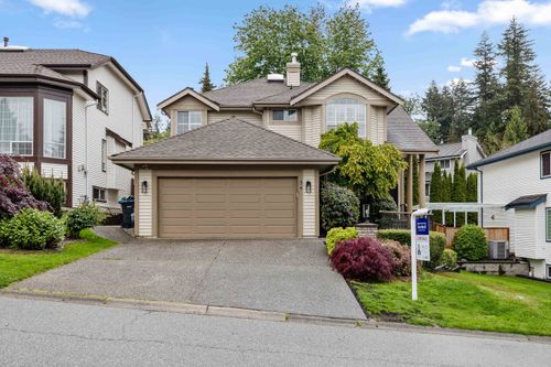 34 Foxwood Dr, Port Moody, BC, V3H4X3 | Card Image