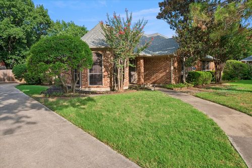 2201 Pendleton Ln, Flower Mound, TX, 75028-4604 | Card Image