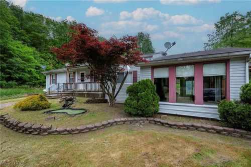 7544 Stoddard Hayes Rd, Farmdale, OH, 44417-9777 | Card Image