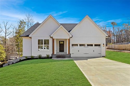 102 Millbrook Circle Circle, Taylors, SC, 29687 | Card Image