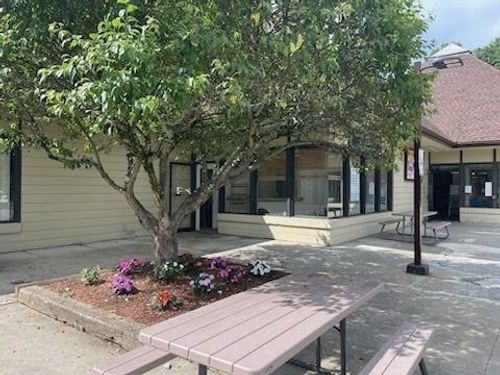 63 French King Hwy, Greenfield, MA, 01301-1337 | Card Image