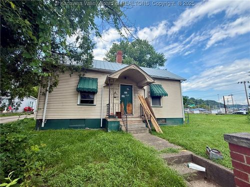 1319 Bigley Ave, Charleston, WV, 25302-3704 | Card Image