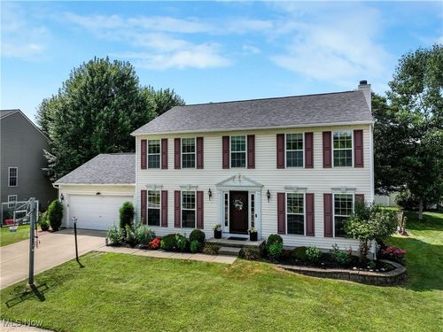 224 Weatherstone Ct, Copley, OH, 44321-3227 | Card Image